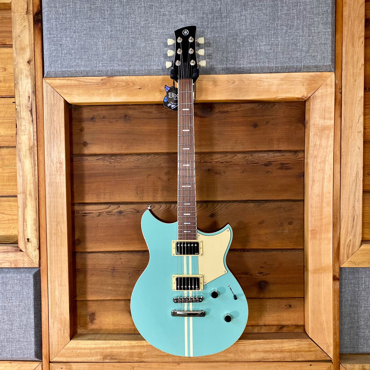 Yamaha Revstar II Standard Electric Guitar RSS20 in Sonic Blue