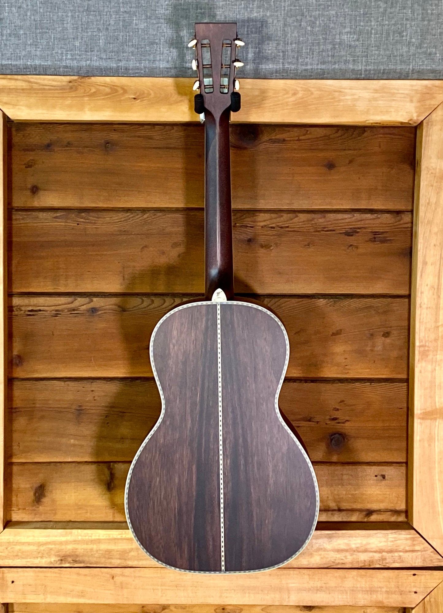 Washburn R310K Victorian Vintage Parlor Acoustic Guitar in Natural Antique Matte Finish – view 11