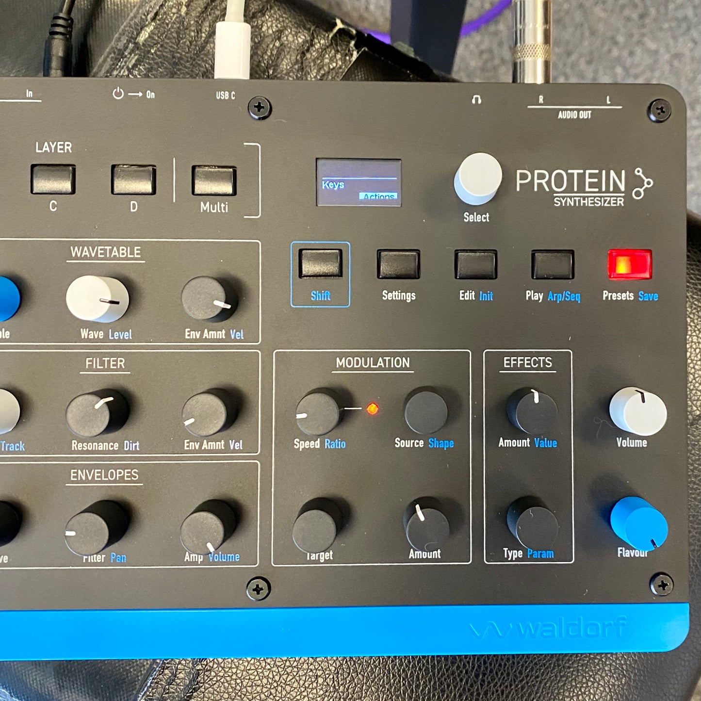 Waldorf Protein Compact 8-Voice Polyphonic Wavetable Synthesizer – view 3