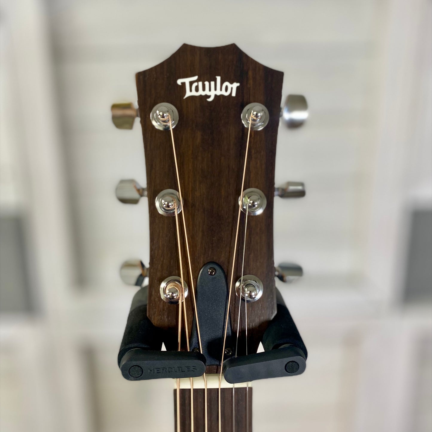 Taylor 114ce Sapele/ Spruce Electric Acoustic Guitar – view 2