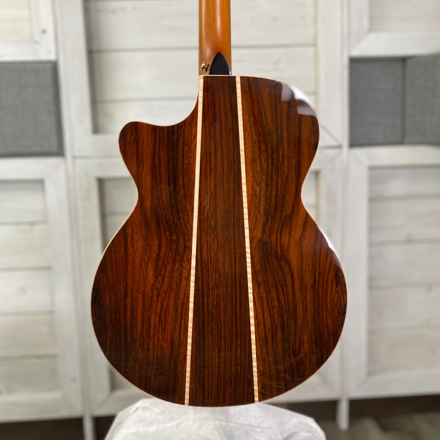 Faith Guitars HiGloss Venus 3-Piece Indonesian Rosewood Back & Sides Electric / Acoustic Guitar – view 11