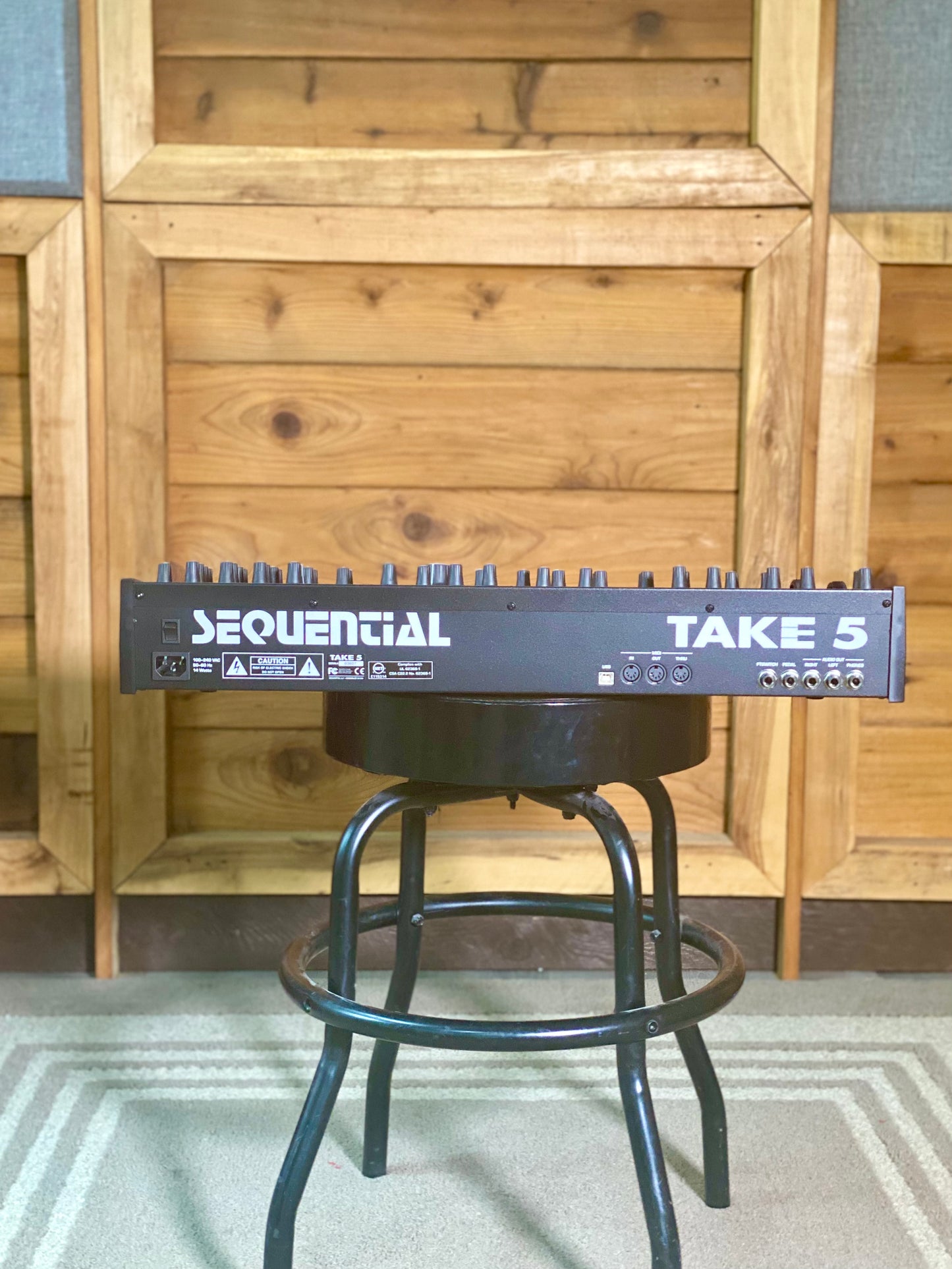 Sequential SEQ-3500 TAKE 5 Poly Synth