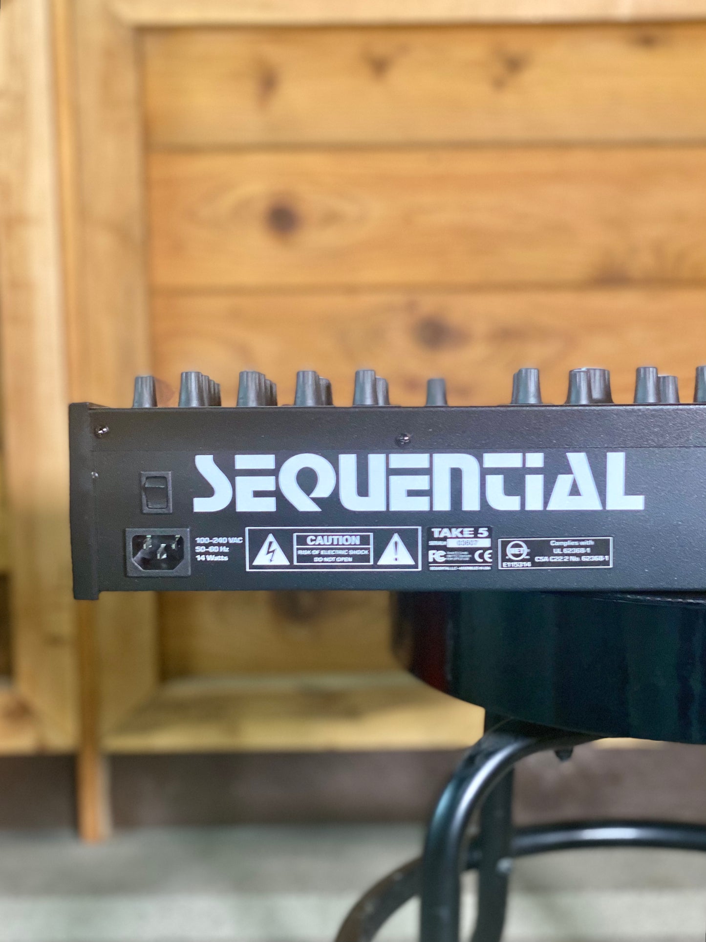 Sequential SEQ-3500 TAKE 5 Poly Synth