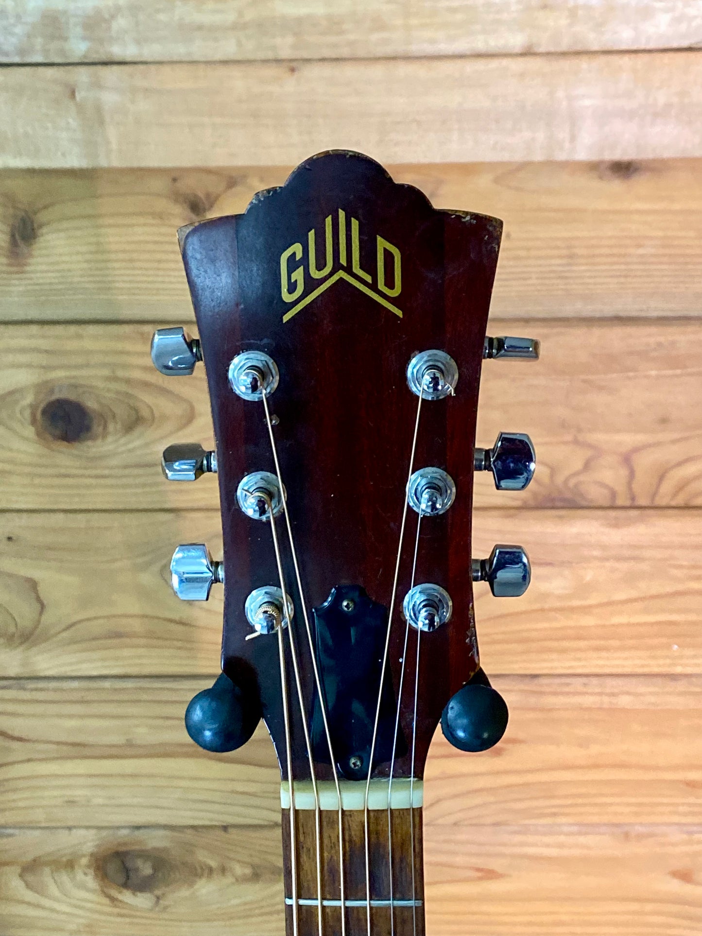 Guild D35 1973 Vintage Acoustic Guitar USED