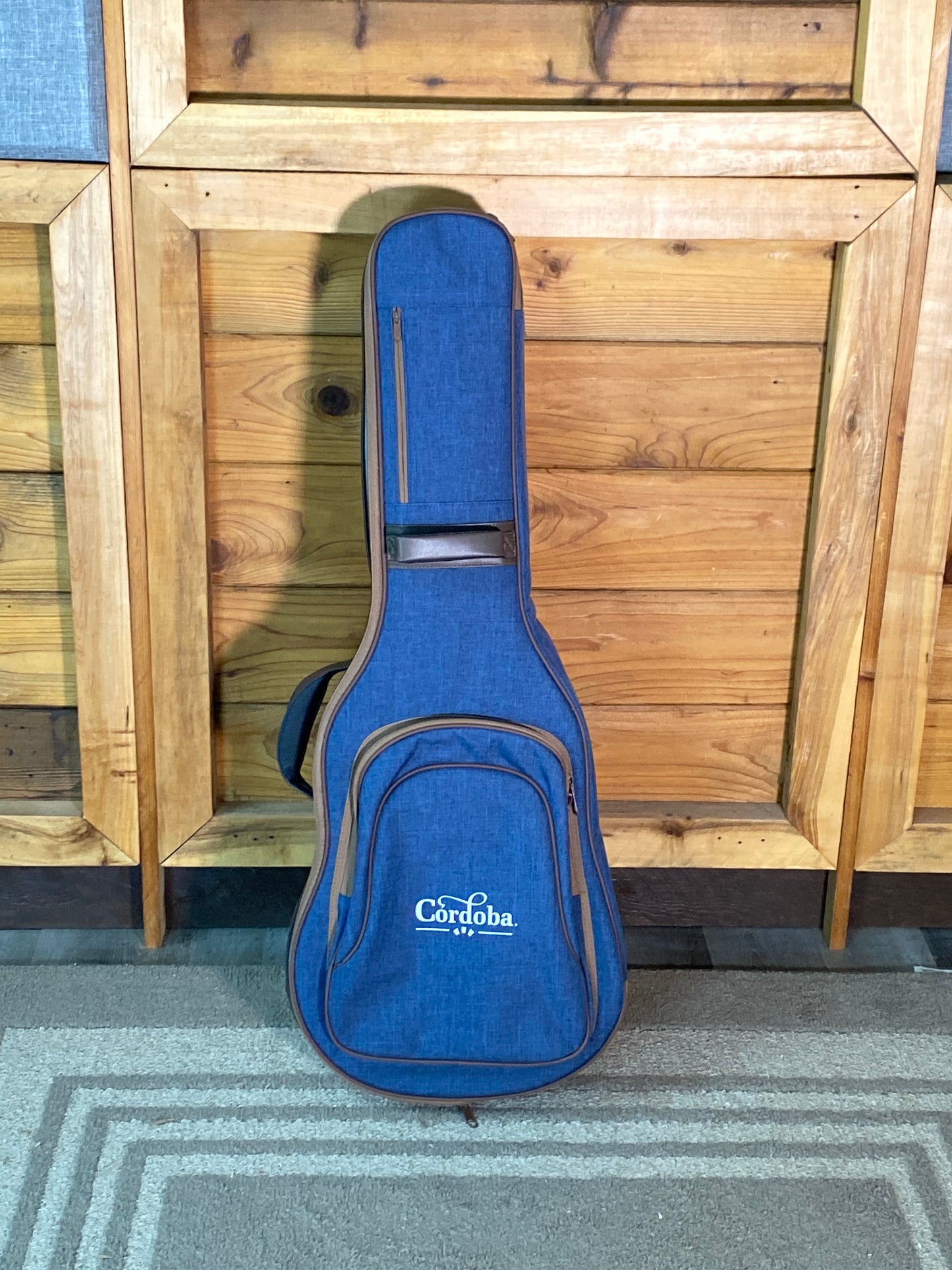 Cordoba Stage in Edge Burst with Gigbag USED