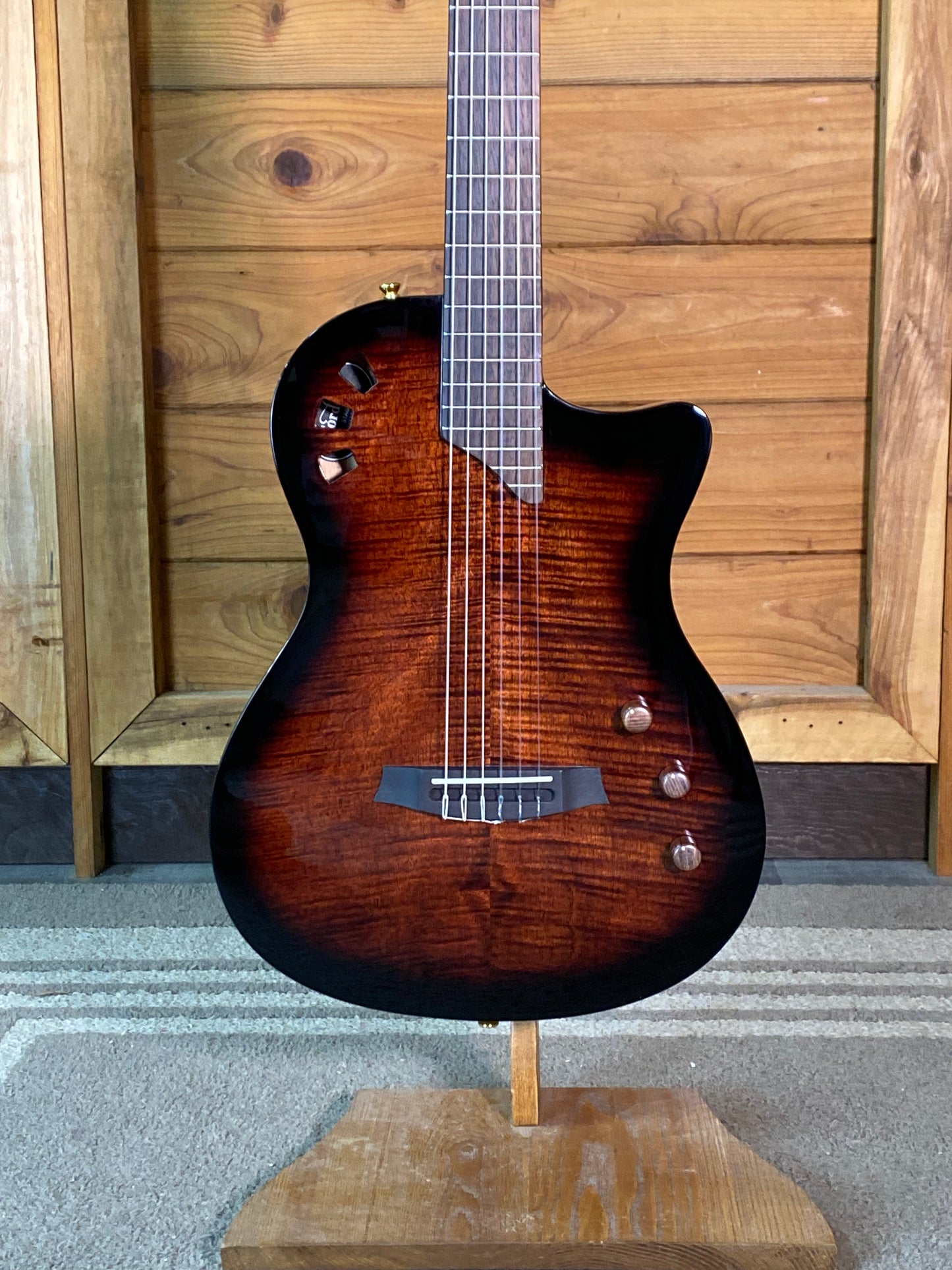 Cordoba Stage in Edge Burst with Gigbag USED