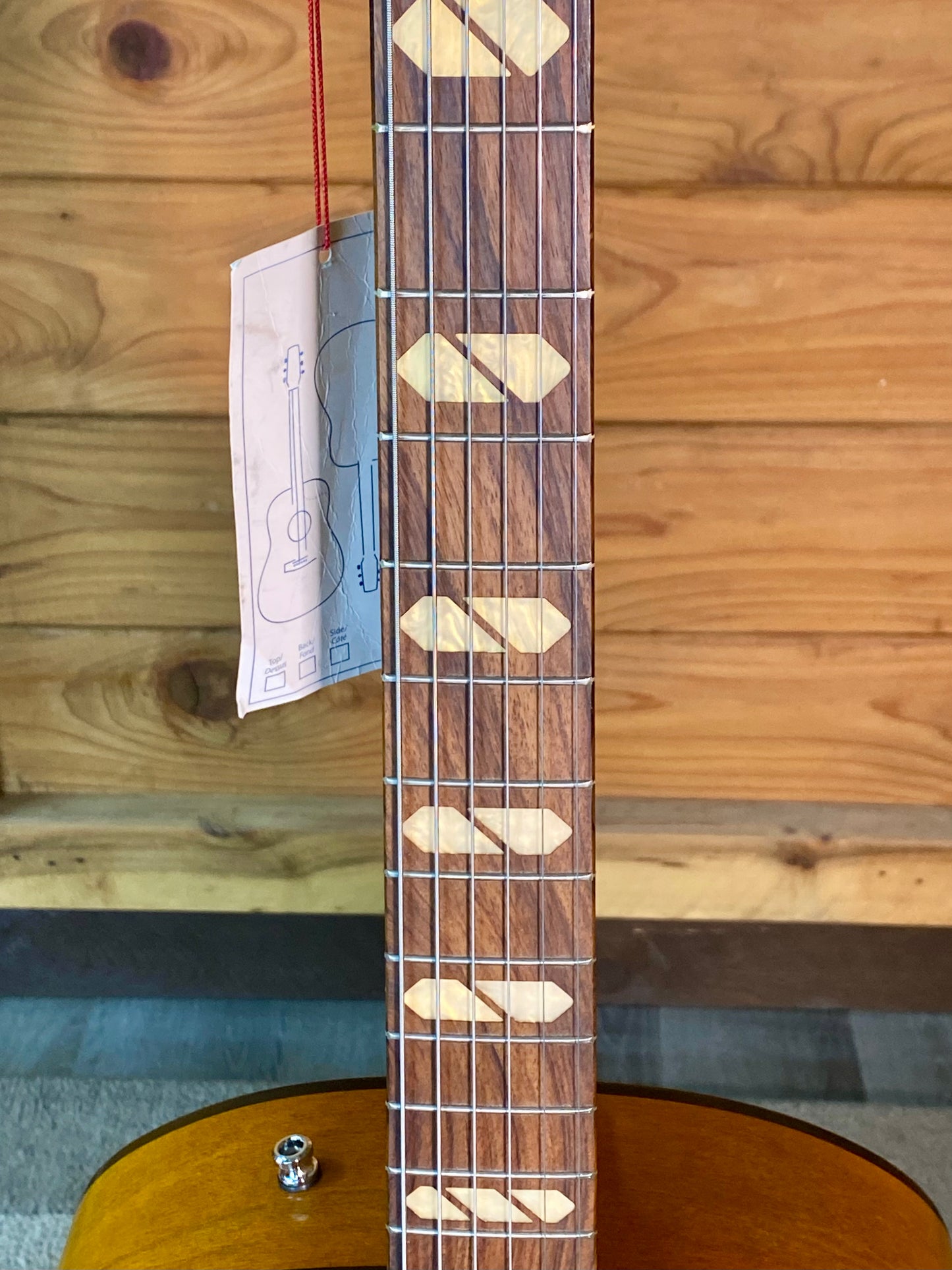 Godin 5th Avenue Jumbo P90 in Harvest Gold B Stock
