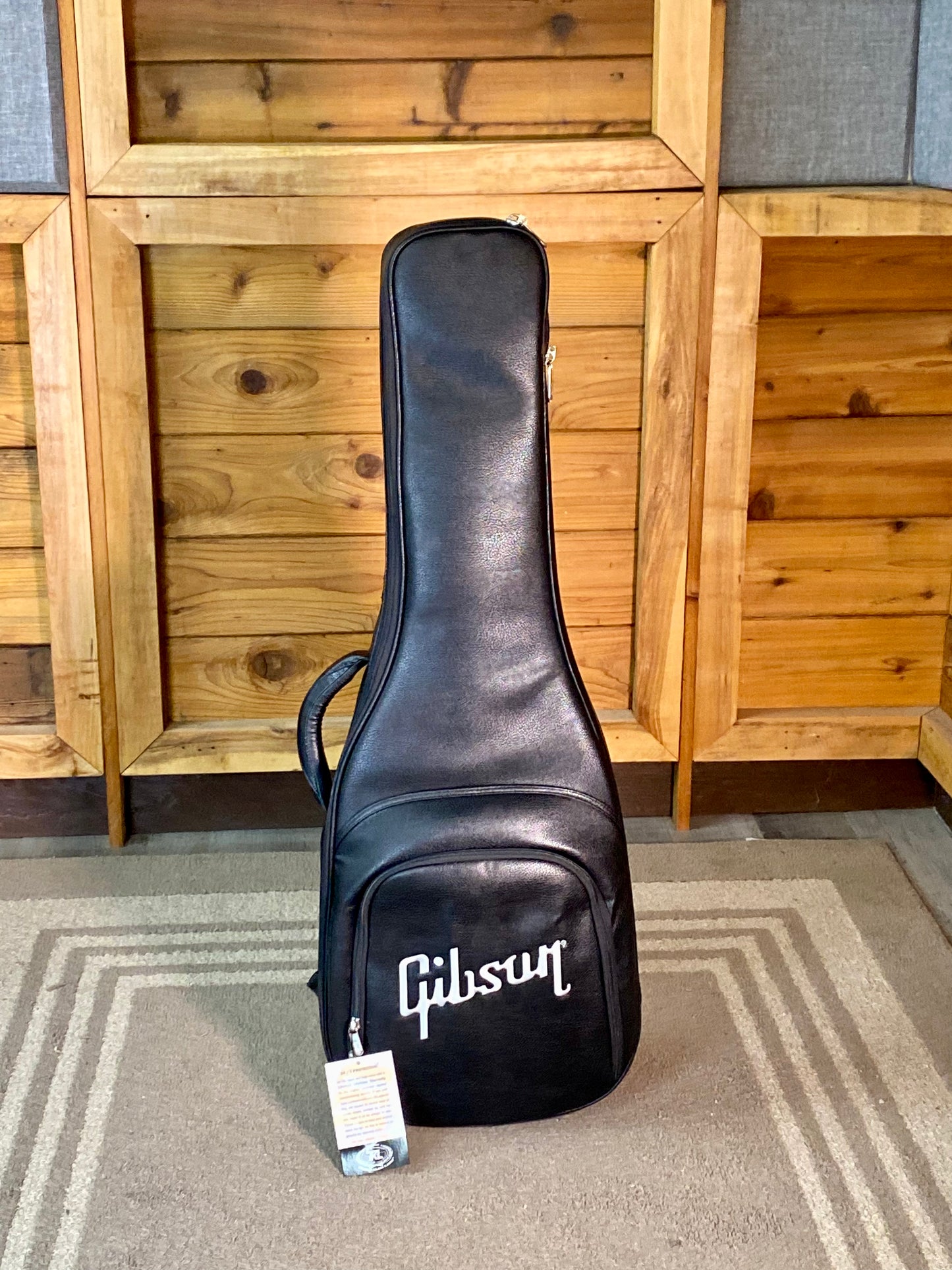 Gibson Les Paul Studio Figured Top Dark Purple Burst USA Exclusive. Available for order.