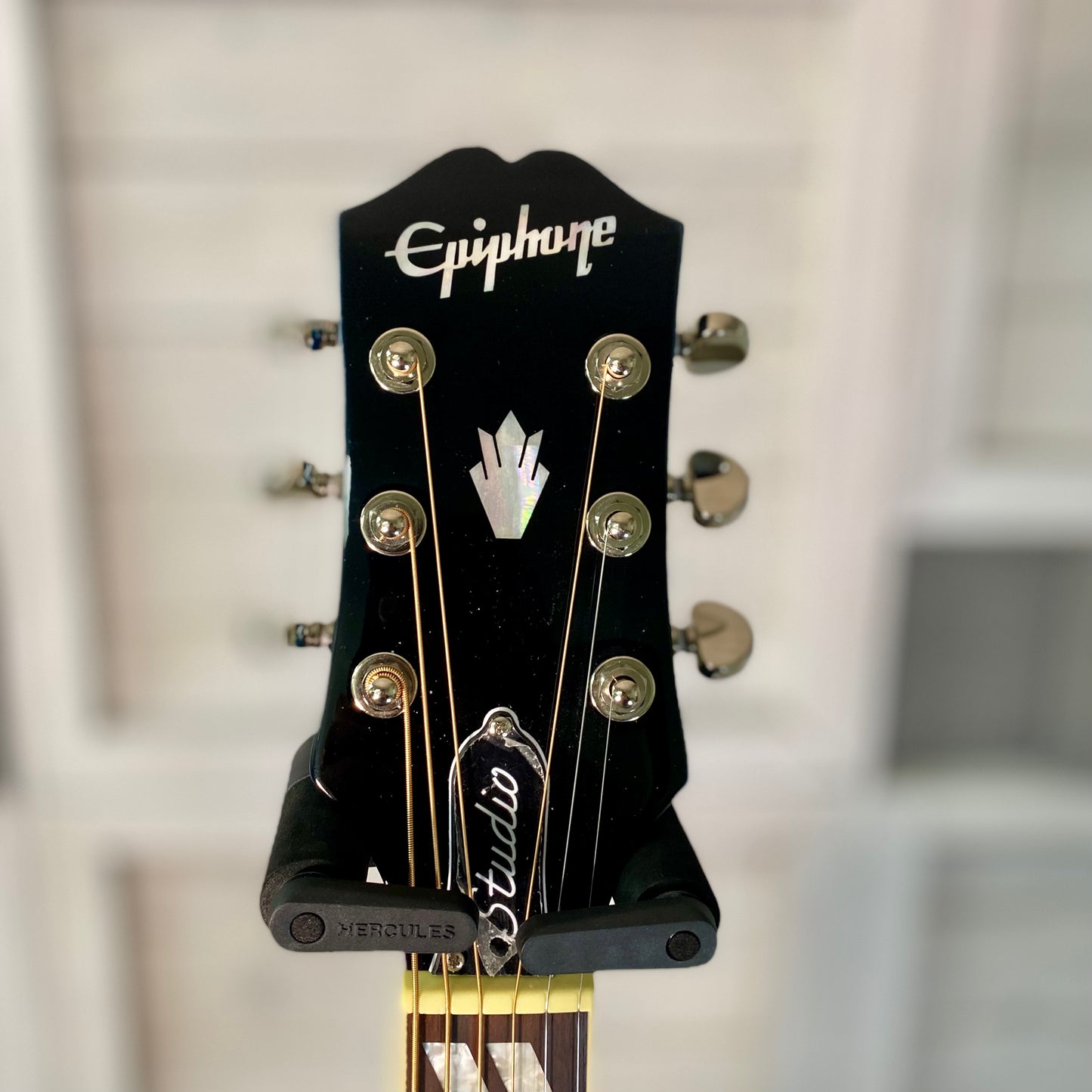 Epiphone Hummingbird Studio Electric Acoustic Guitar in Blueberry Burst