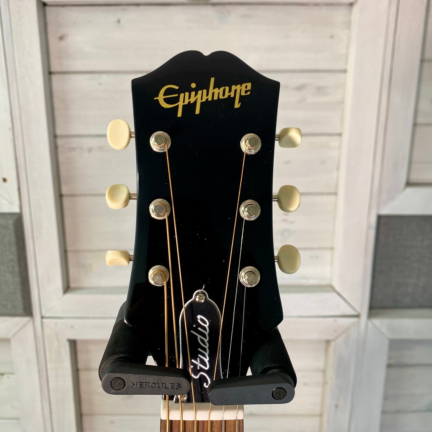 Epiphone Blues King Studio Electric Acoustic Guitar in Blueberry Burst