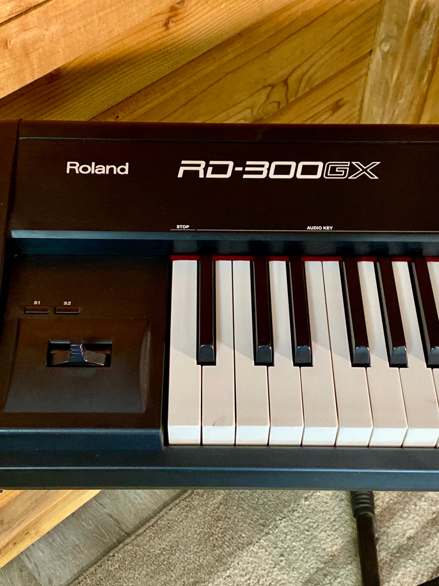 Roland RD-300GX - Digital Stage Piano USED