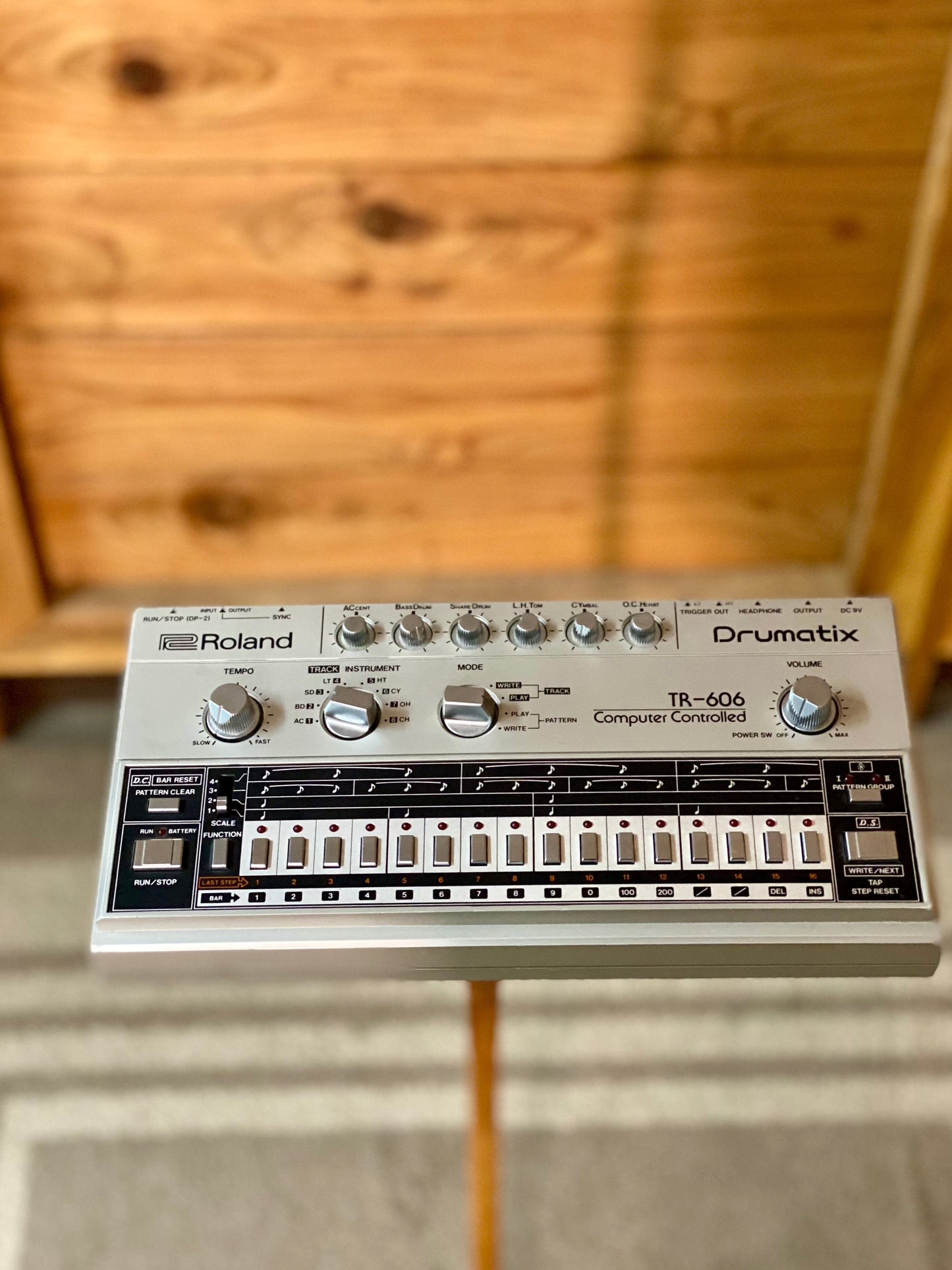 Roland TR-606 Drumatix Early 1980's USED