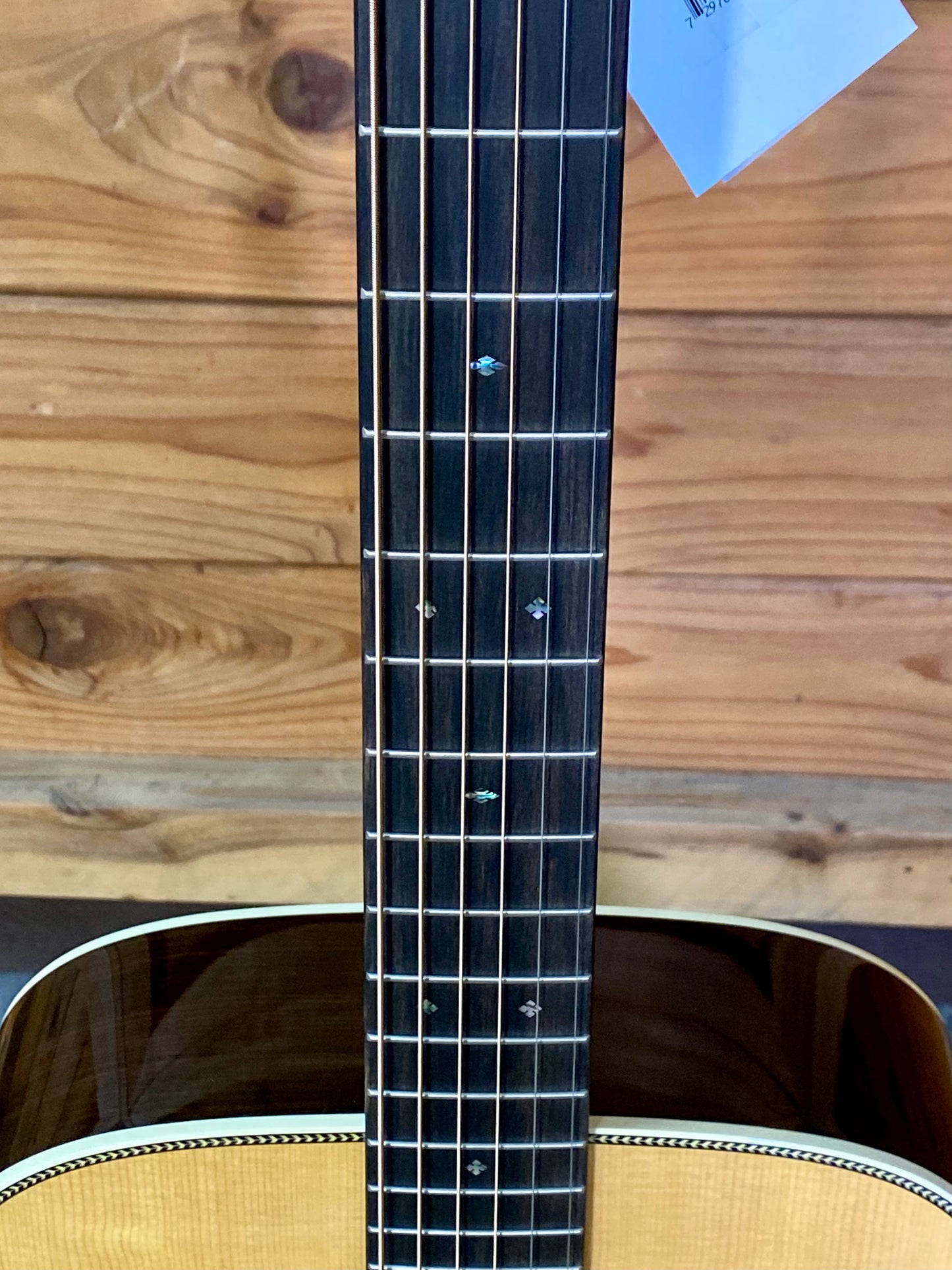 Martin Standard Series OM-28 Acoustic Guitar With Molded Hardshell Case