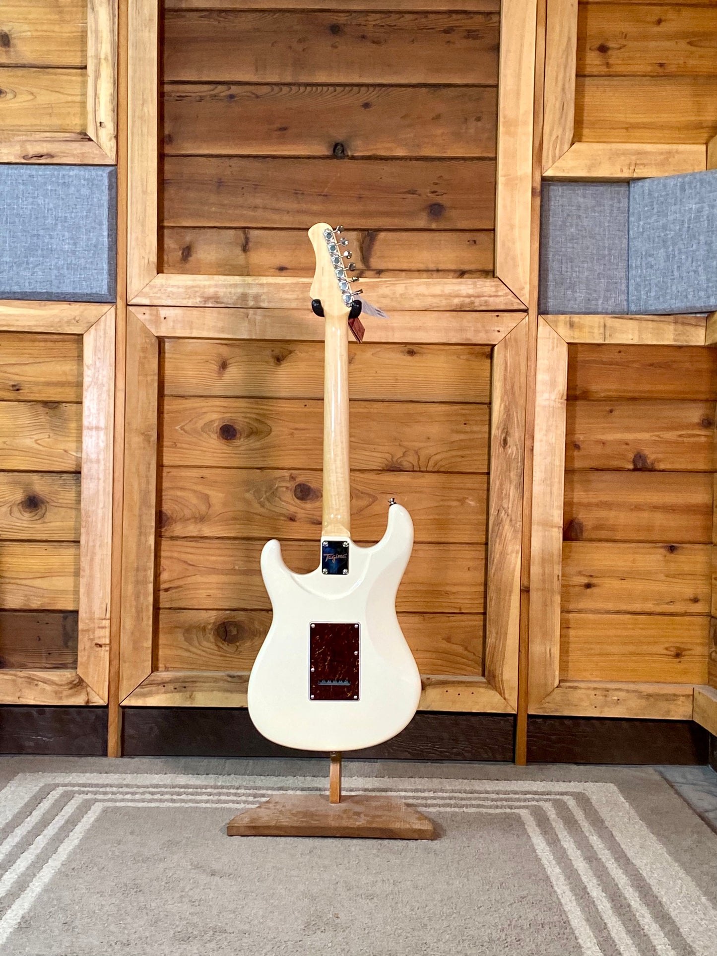 Tagima T-805 Electric Guitar in Olympic White USED