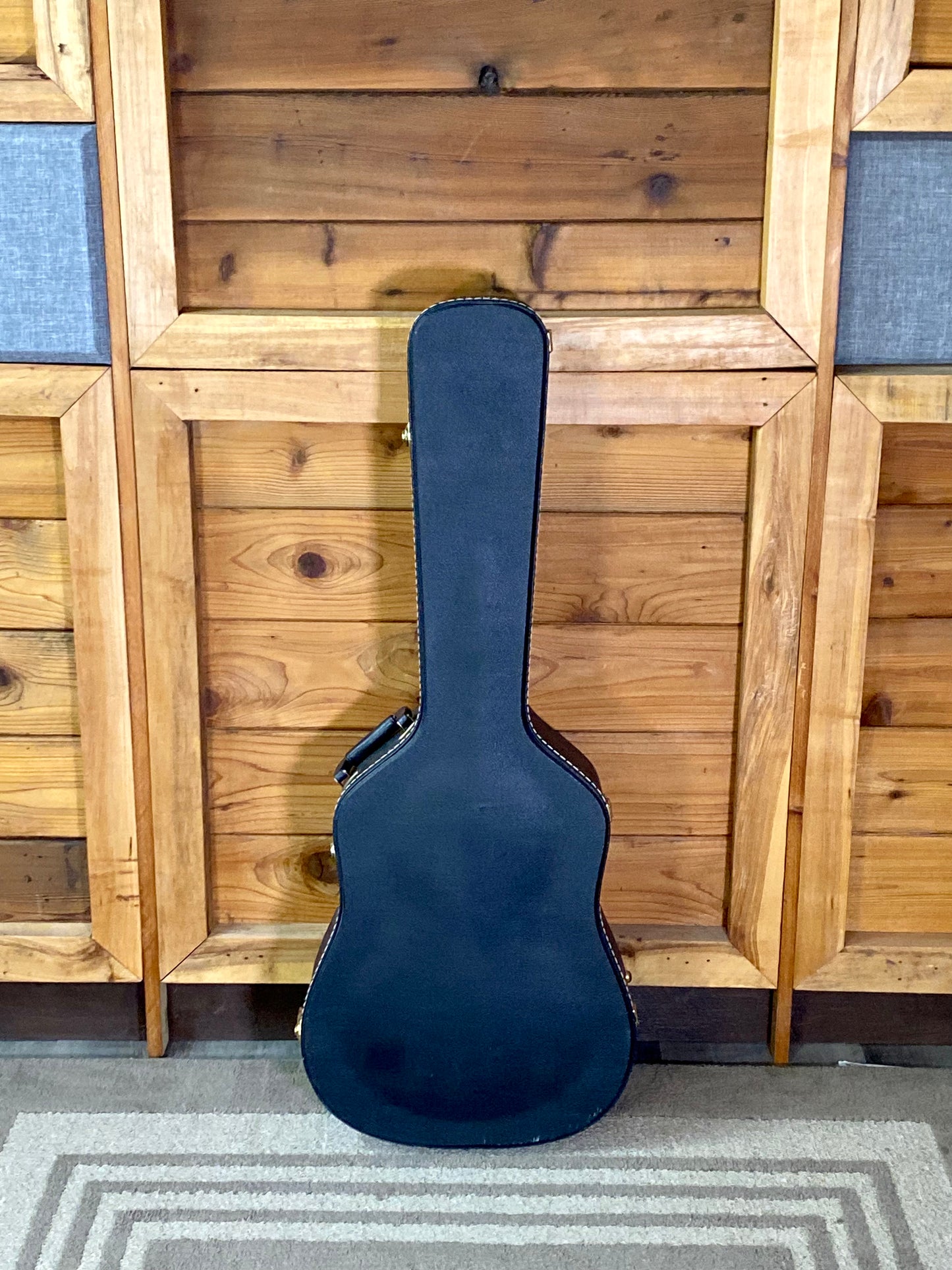 Martin 1990 D-16W Acoustic Guitar USED