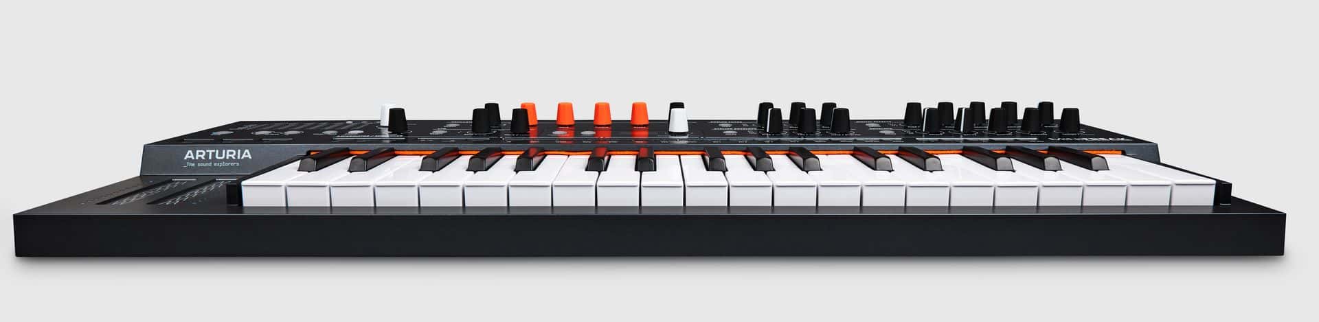 Arturia MiniFreak 37-Key Polyphonic Hybrid Keyboard Synthesizer