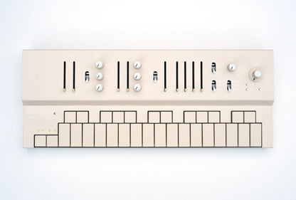 Vongon Replay Polyphonic Synthesizer with Multi-Mode Arpeggiator