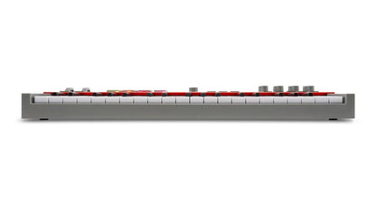 Akai MPK Mini Plus II front edge