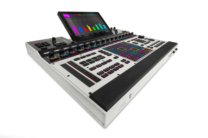 Akai Pro MPC XL  Standalone Music Production System