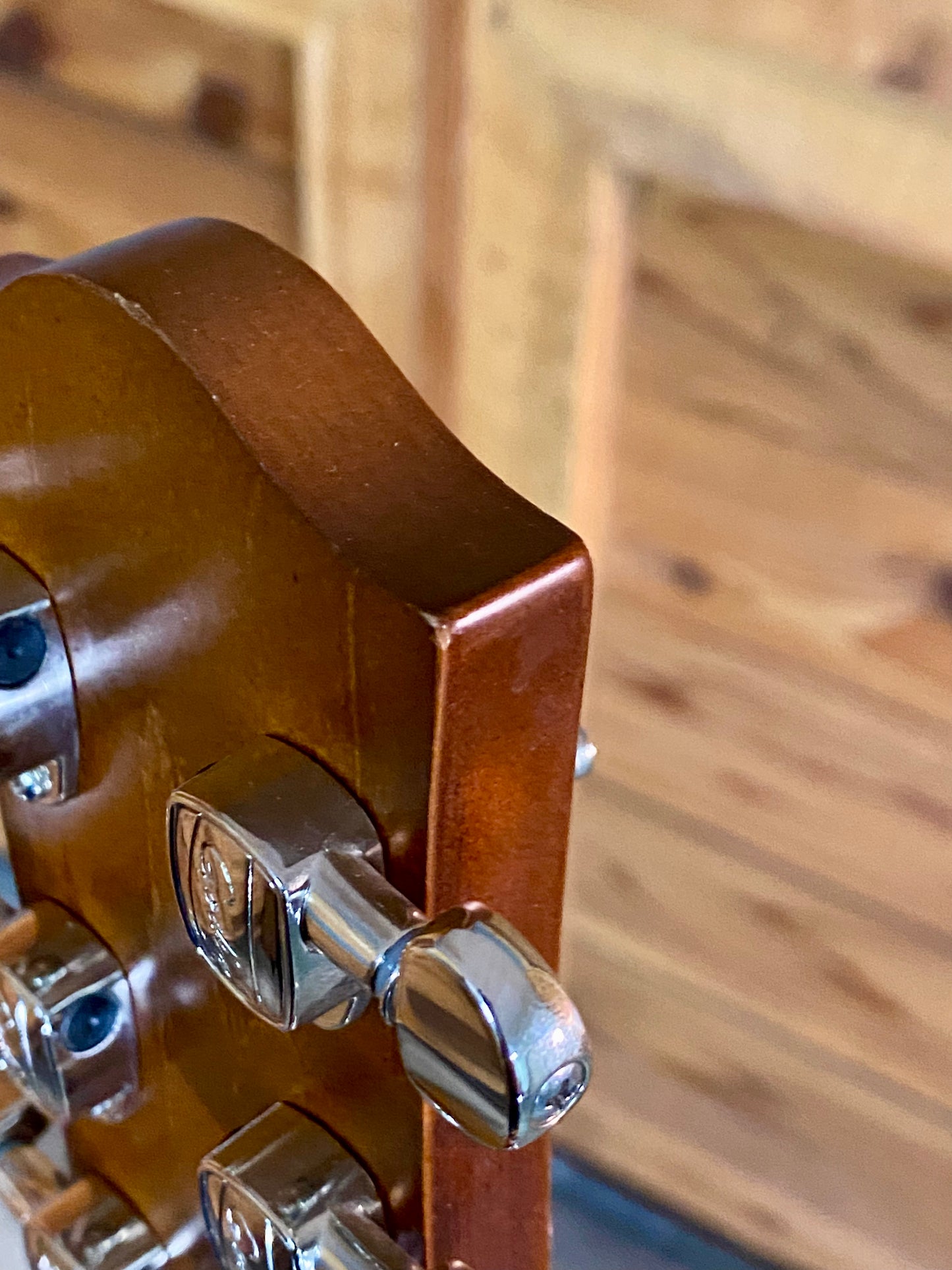 Godin 5th Avenue Kingpin P90 Cognac Burst Electric Guitar USED