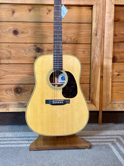 Martin D-28 Billy Strings Dreadnought Acoustic Guitar with Hardshell Case
