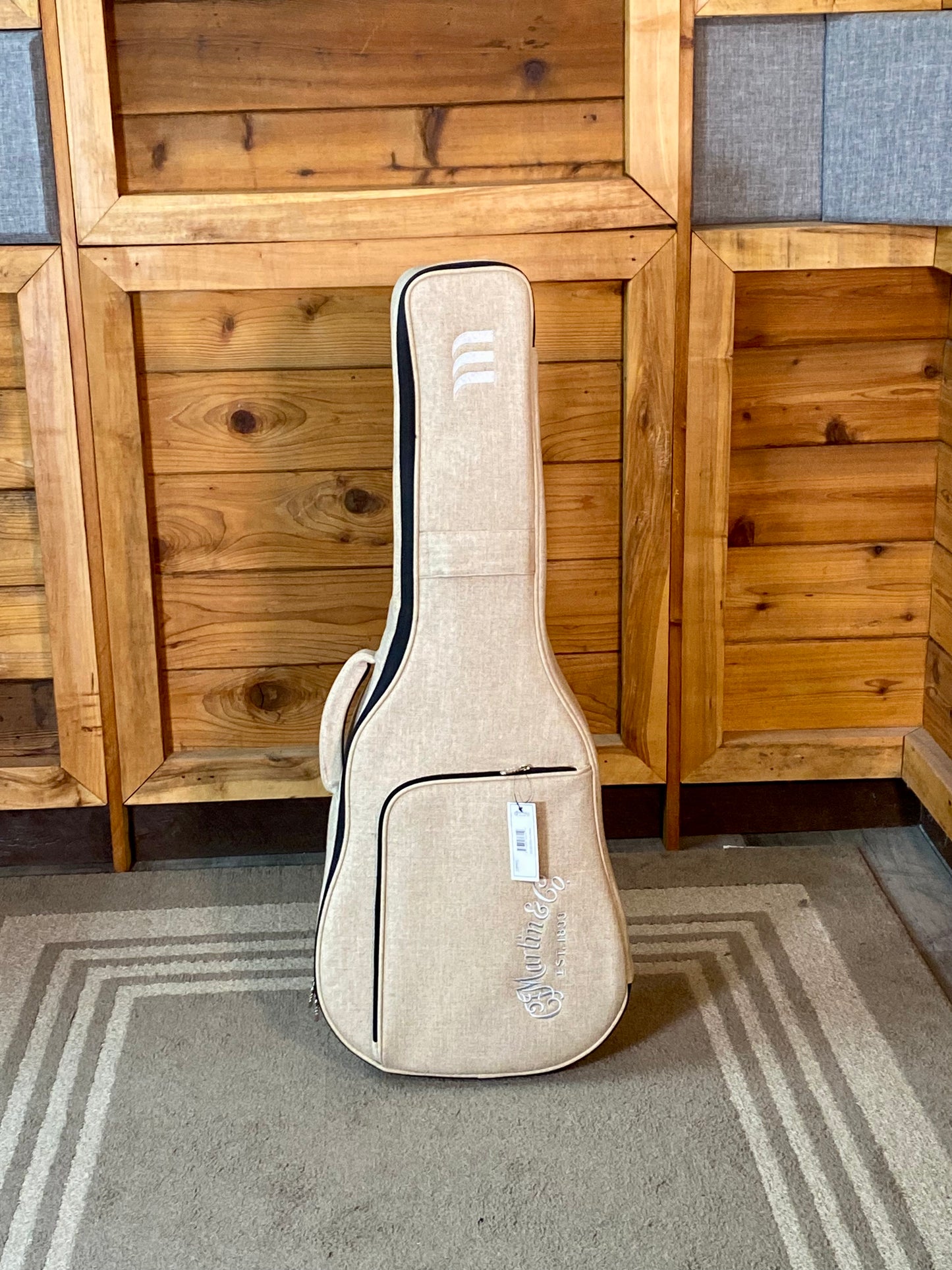 Martin 00L Oliver Special Editions Sloped Shoulder 00-14 Fret Acoustic Guitar