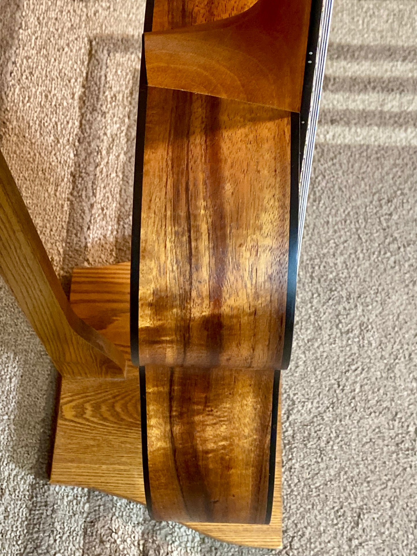 Martin 00L Oliver Special Editions Sloped Shoulder 00-14 Fret Acoustic Guitar