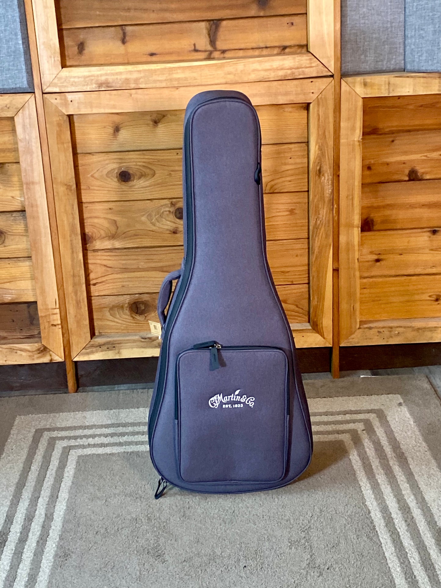 Martin GPC-16E Grand Performance Electric-Acoustic Guitar Rosewood Back & Sides Satin Sitka Spruce Top