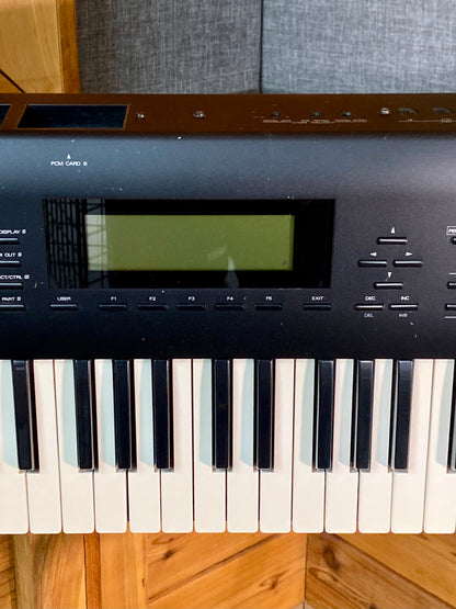 Roland D70 Super LA With Custom Upgraded Keyboard Action (Read below; Rock 'n Roll royalty!)