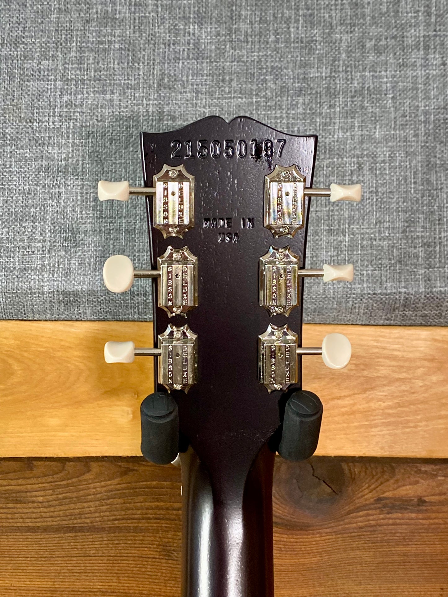 Gibson Les Paul Junior Faded With Softshell Case in Tobacco Burst Satin USA Exclusive