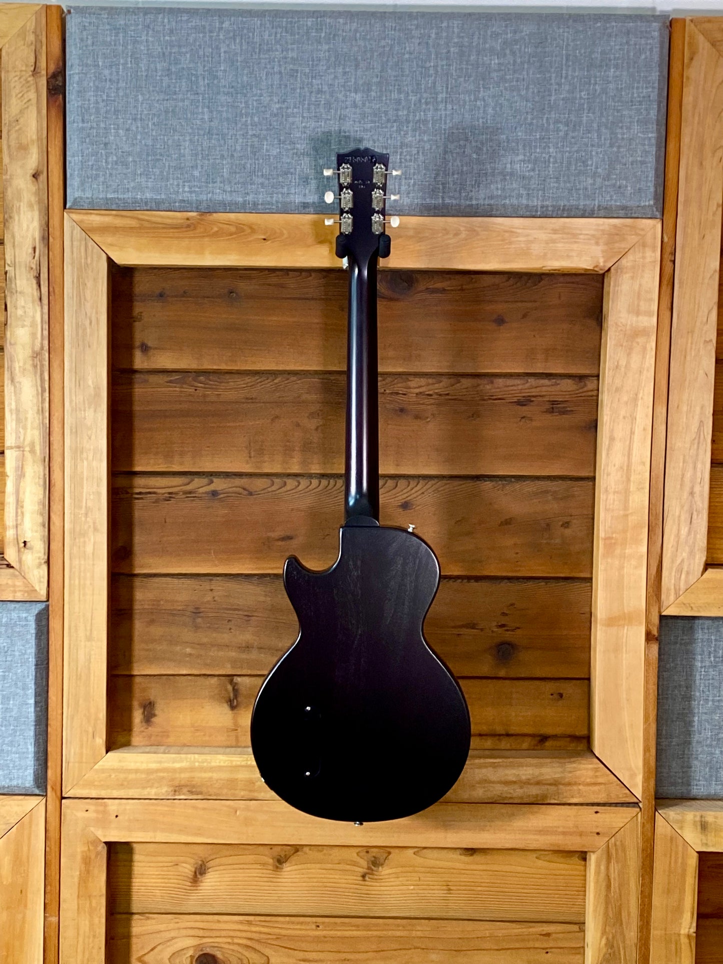 Gibson Les Paul Junior Faded With Softshell Case in Tobacco Burst Satin USA Exclusive