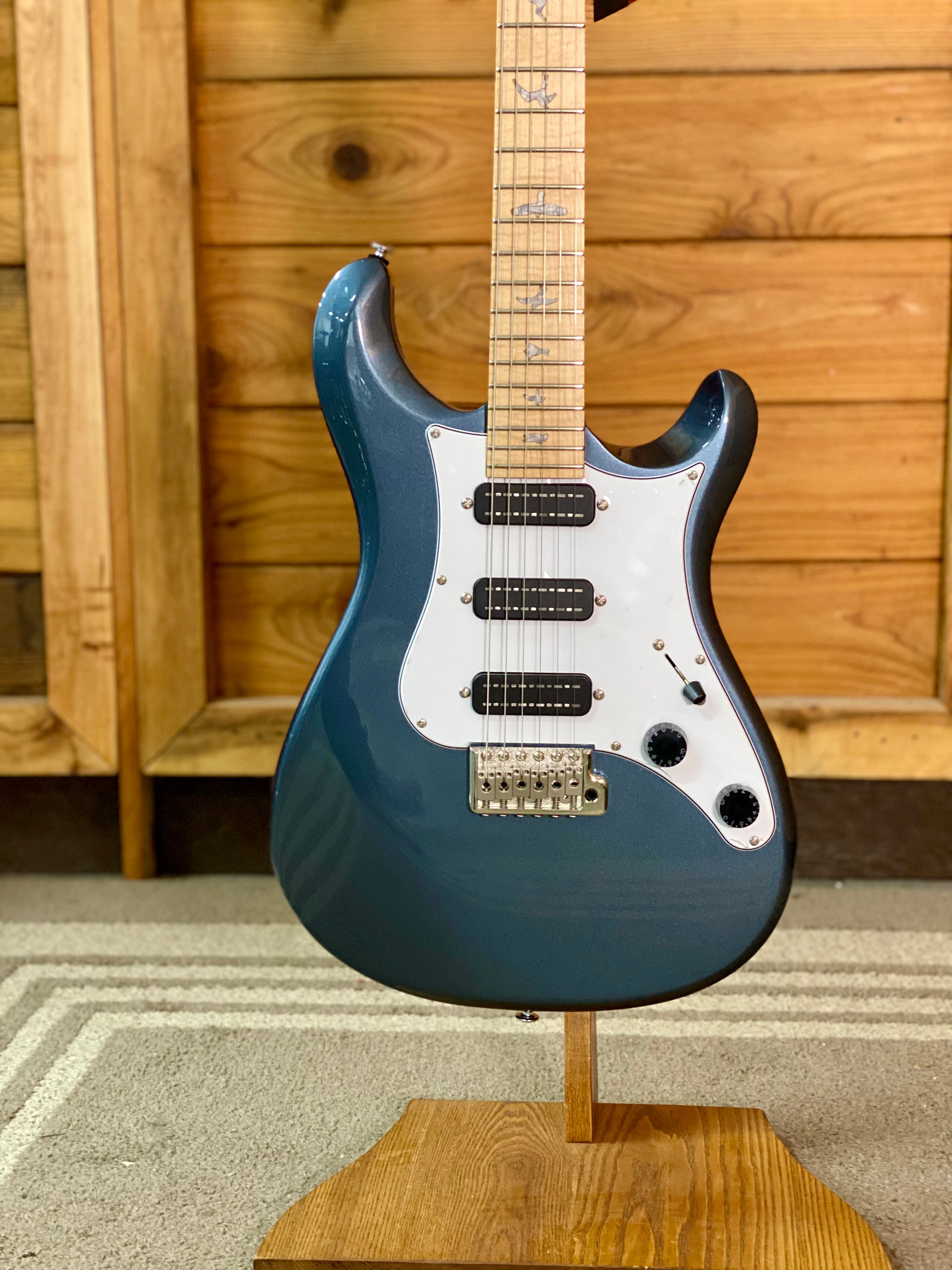 PRS SE NF 3 in Gun Metal Grey, Maple Board With Gigbag