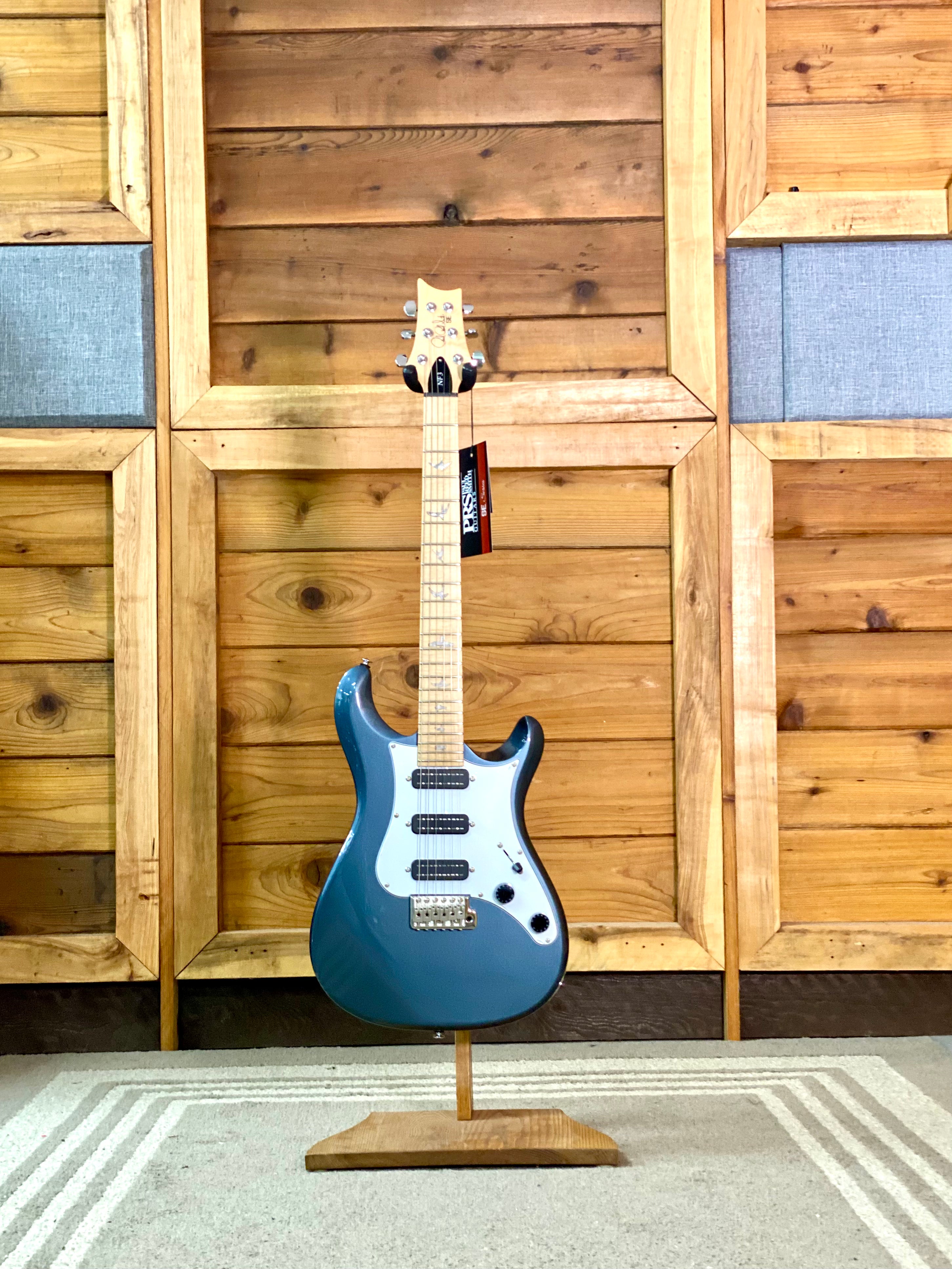 PRS SE NF 3 in Gun Metal Grey, Maple Board With Gigbag