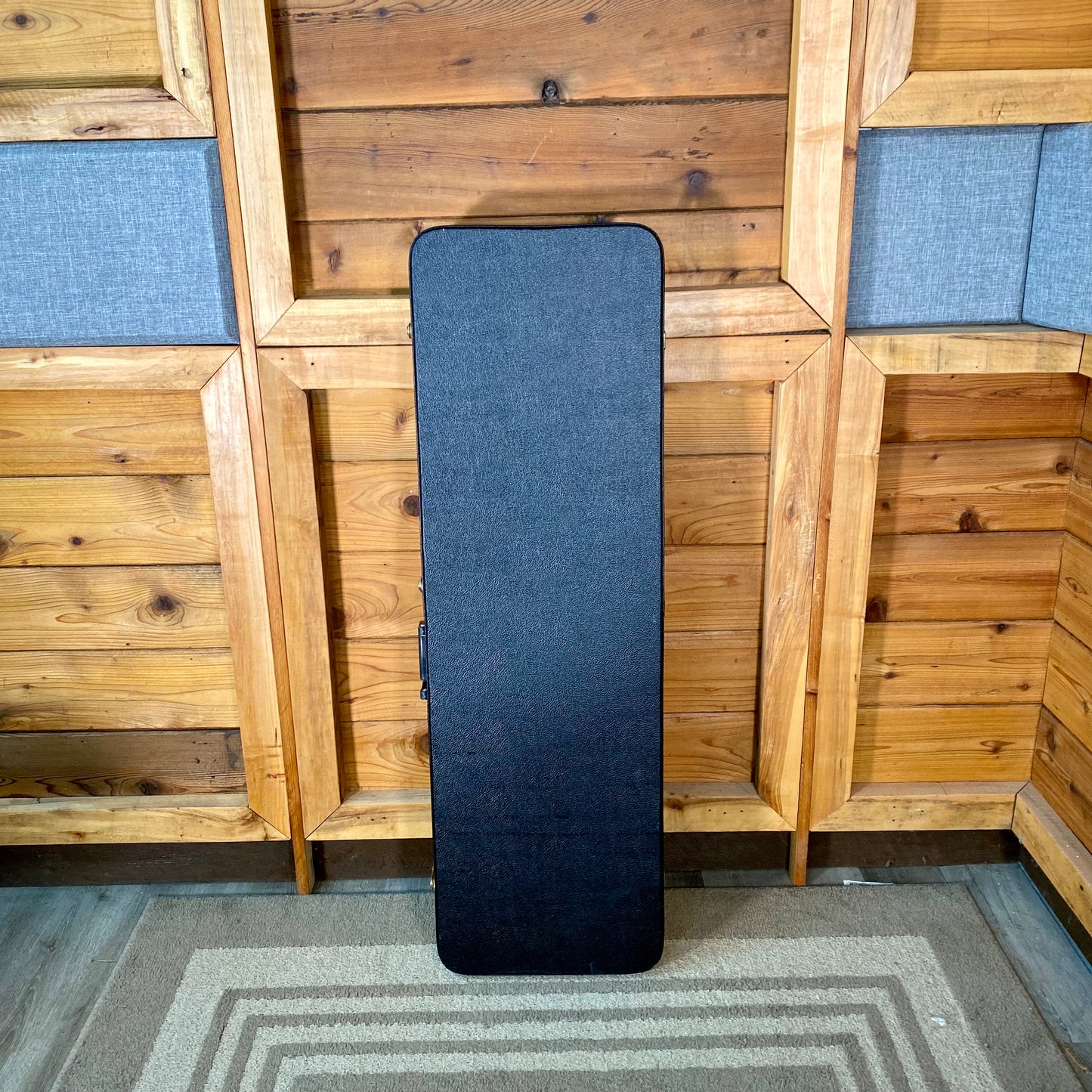 Sire Marcus Miller V3 Bass  2nd Generation in Tobacco Sunburst With Hardcase USED