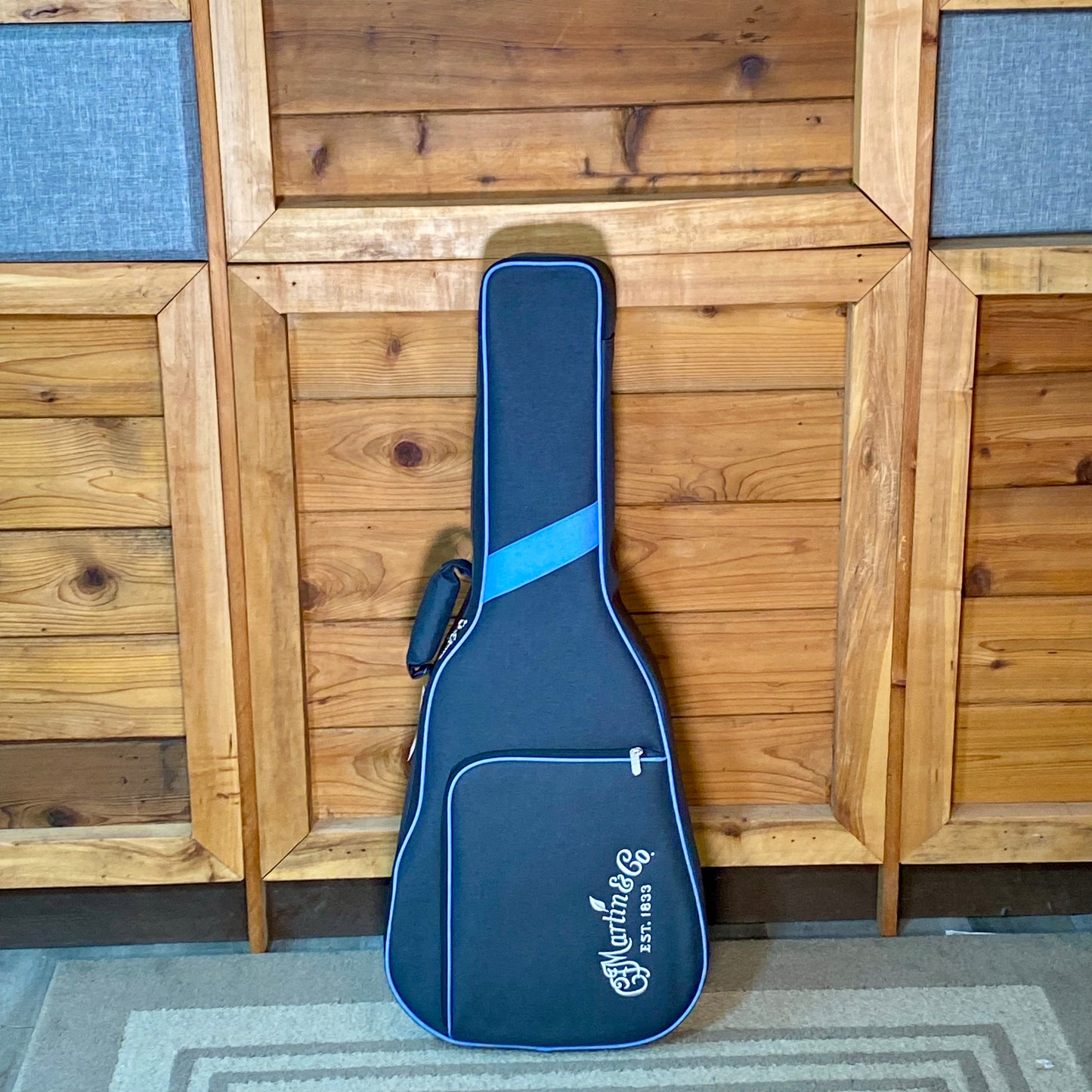 Martin D-X2E Molly Tuttle X Series D-14 Fret Electric Acoustic Guitar