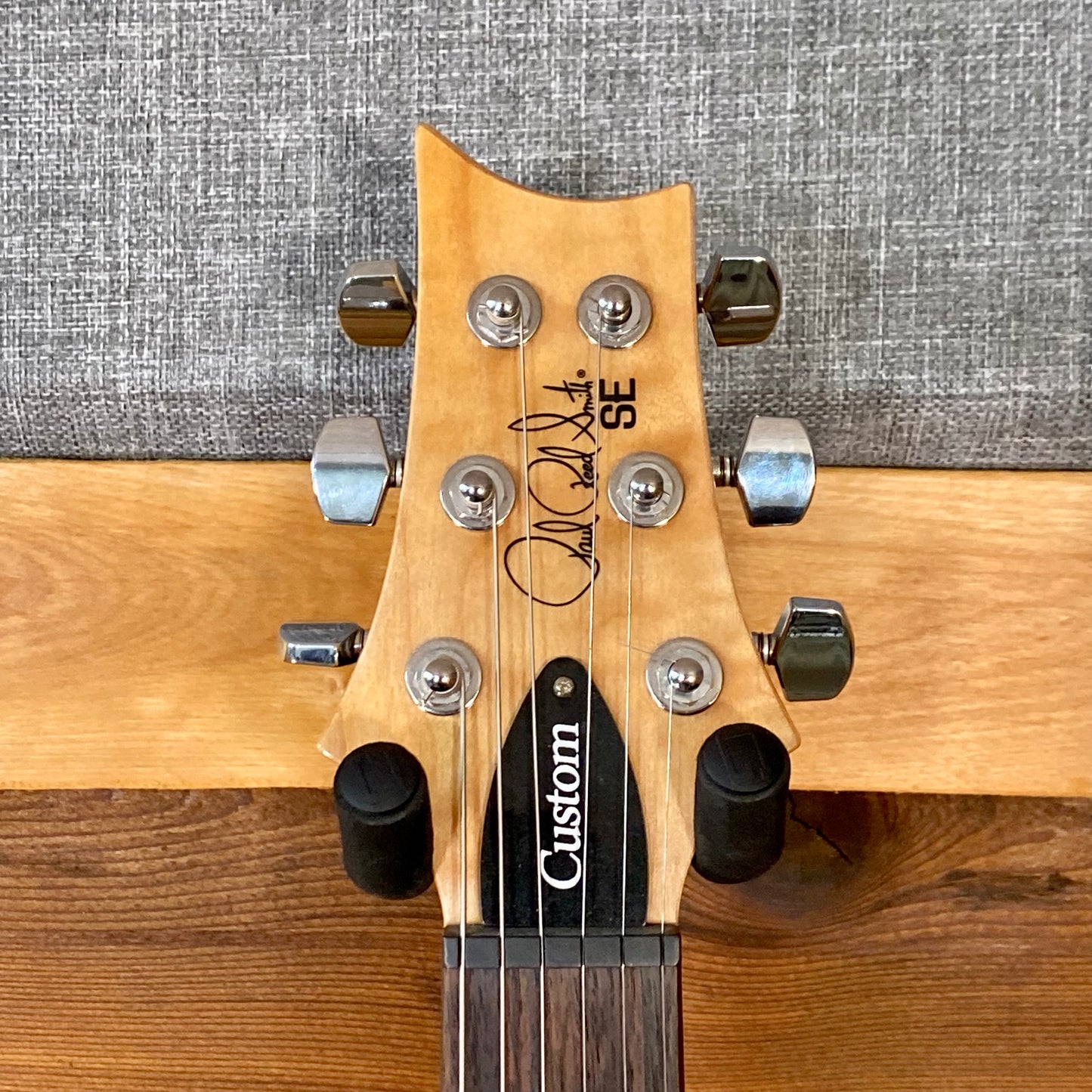 PRS Guitars SE Custom 24-08 Electric Guitar with Gigbag in Eriza Verde  USED