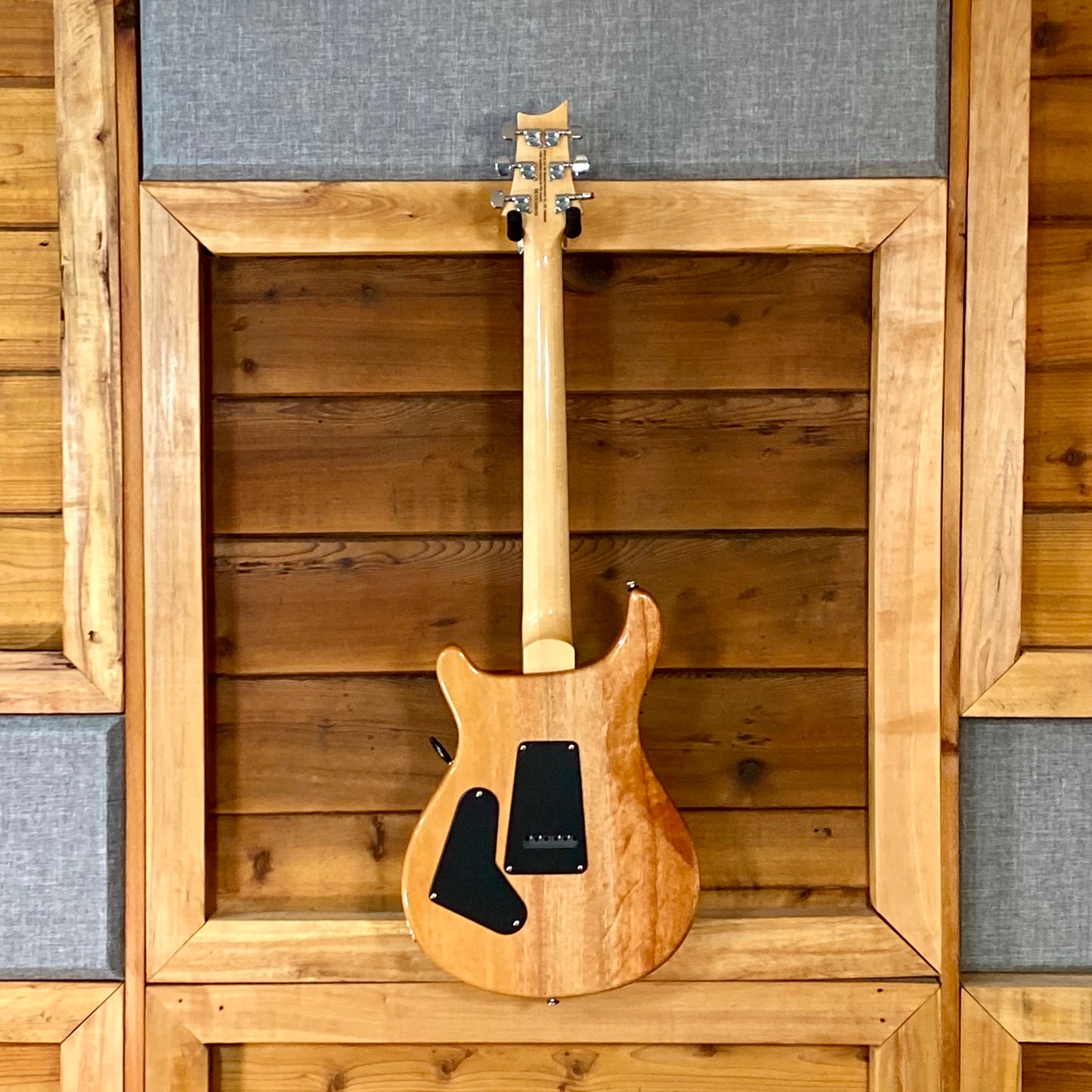 PRS Guitars SE Custom 24-08 Electric Guitar with Gigbag in Eriza Verde  USED