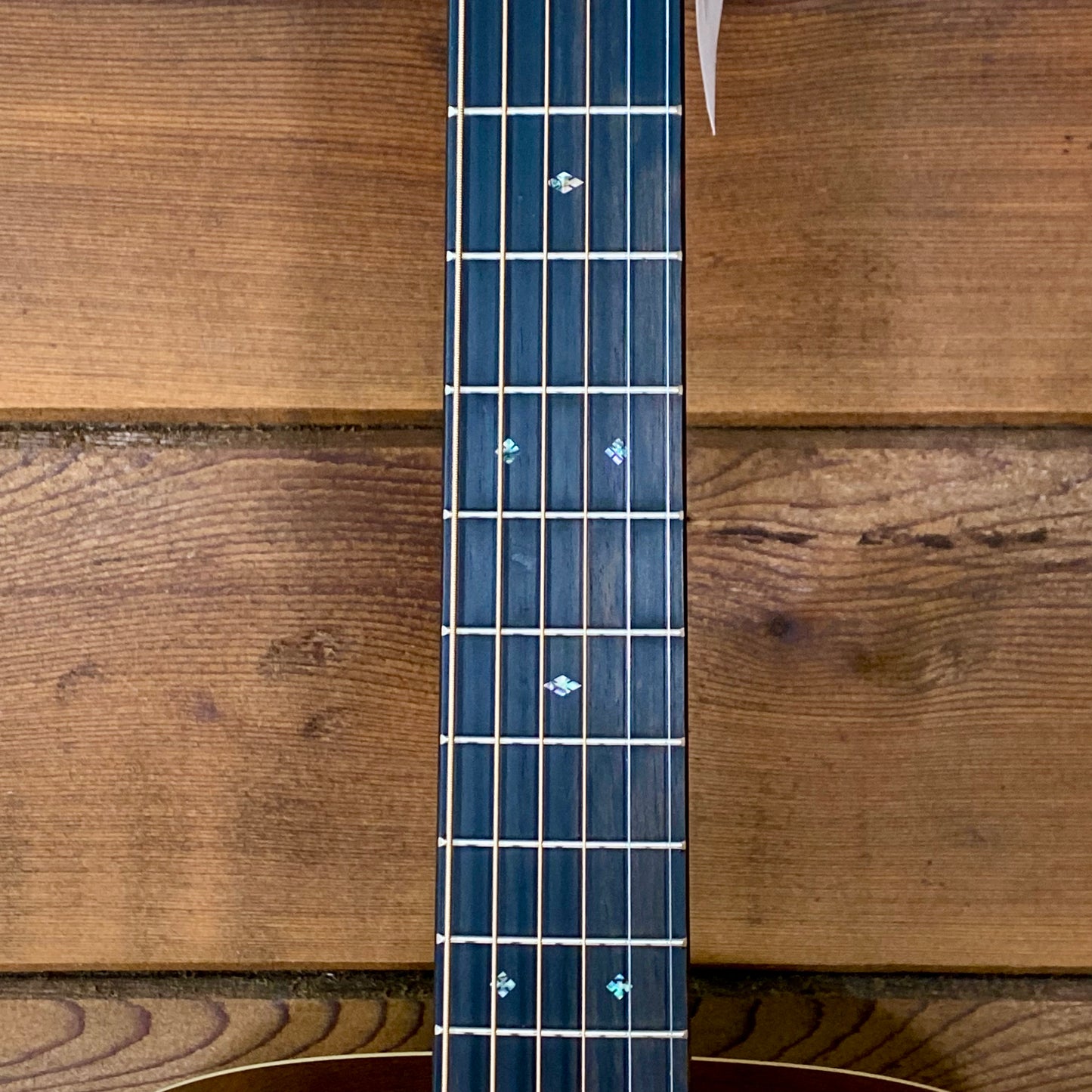 Martin  Standard Series Super HD-28  Super D-14 Fret Acoustic Guitar