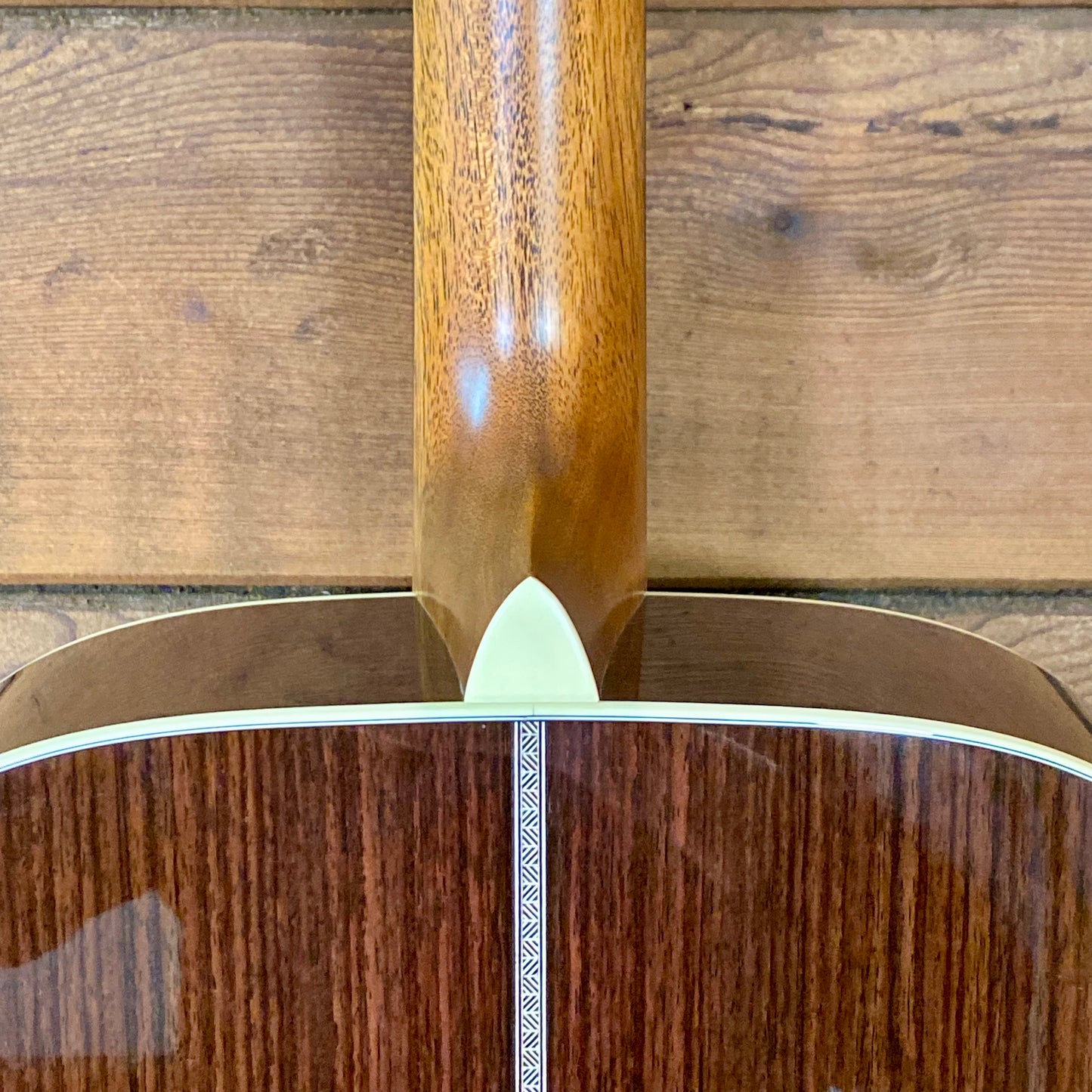 Martin  Standard Series Super HD-28  Super D-14 Fret Acoustic Guitar