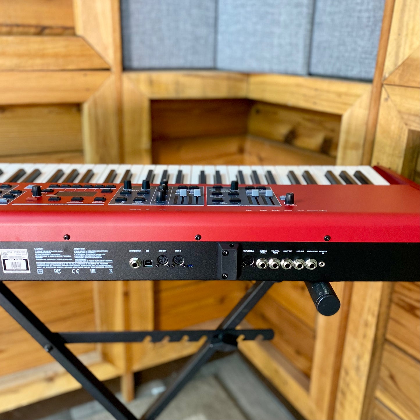 NORD Piano 6 73 73-Note Weighted Hammer Action Piano With Split / Layering & NP3 Pedal