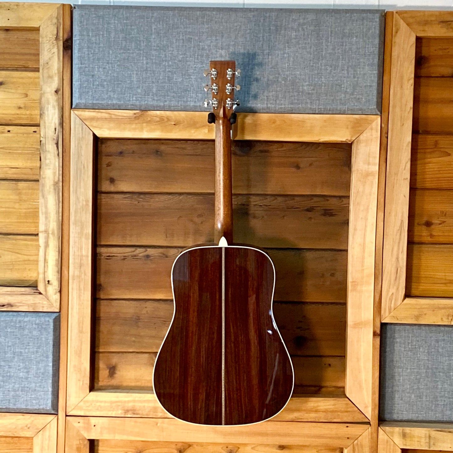 Martin D-28 Billy Strings Dreadnought Acoustic Guitar with Hardshell Case