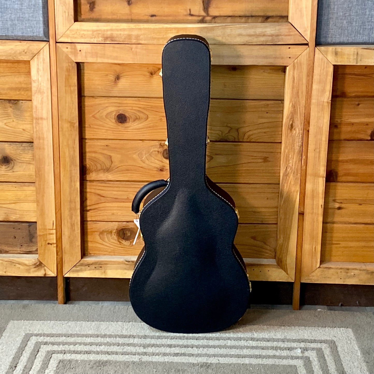 Martin Guitars CEO-7 Adirondack Spruce/Mahogany Guitar with Case