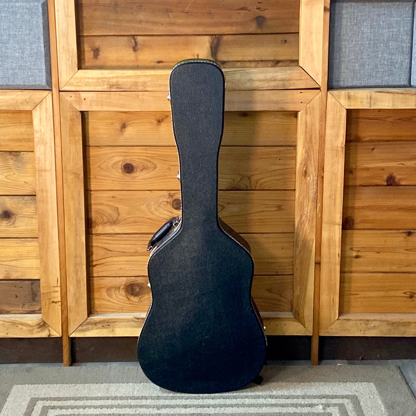 Martin D-18 Acoustic Guitar (2022/ 2023) With OHSC USED