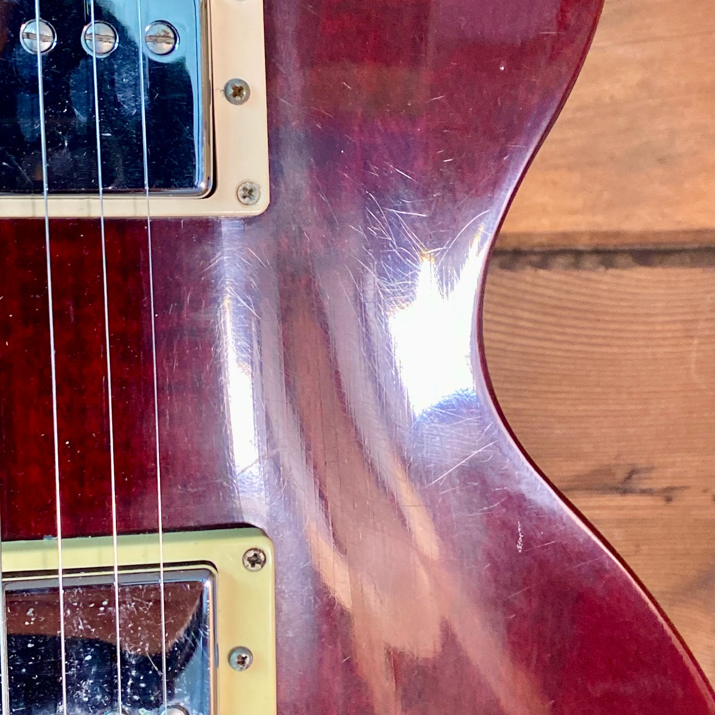 Gibson Les Paul Studio 1997 With Gibson Gigbag Wine Red USED