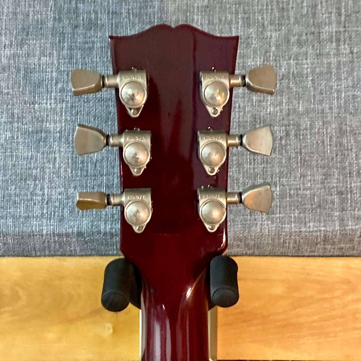 Gibson Les Paul Studio 1997 With Gibson Gigbag Wine Red USED