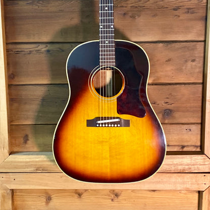 Gibson J-45 ADJ Acoustic Guitar (1968) in Sunburst USED