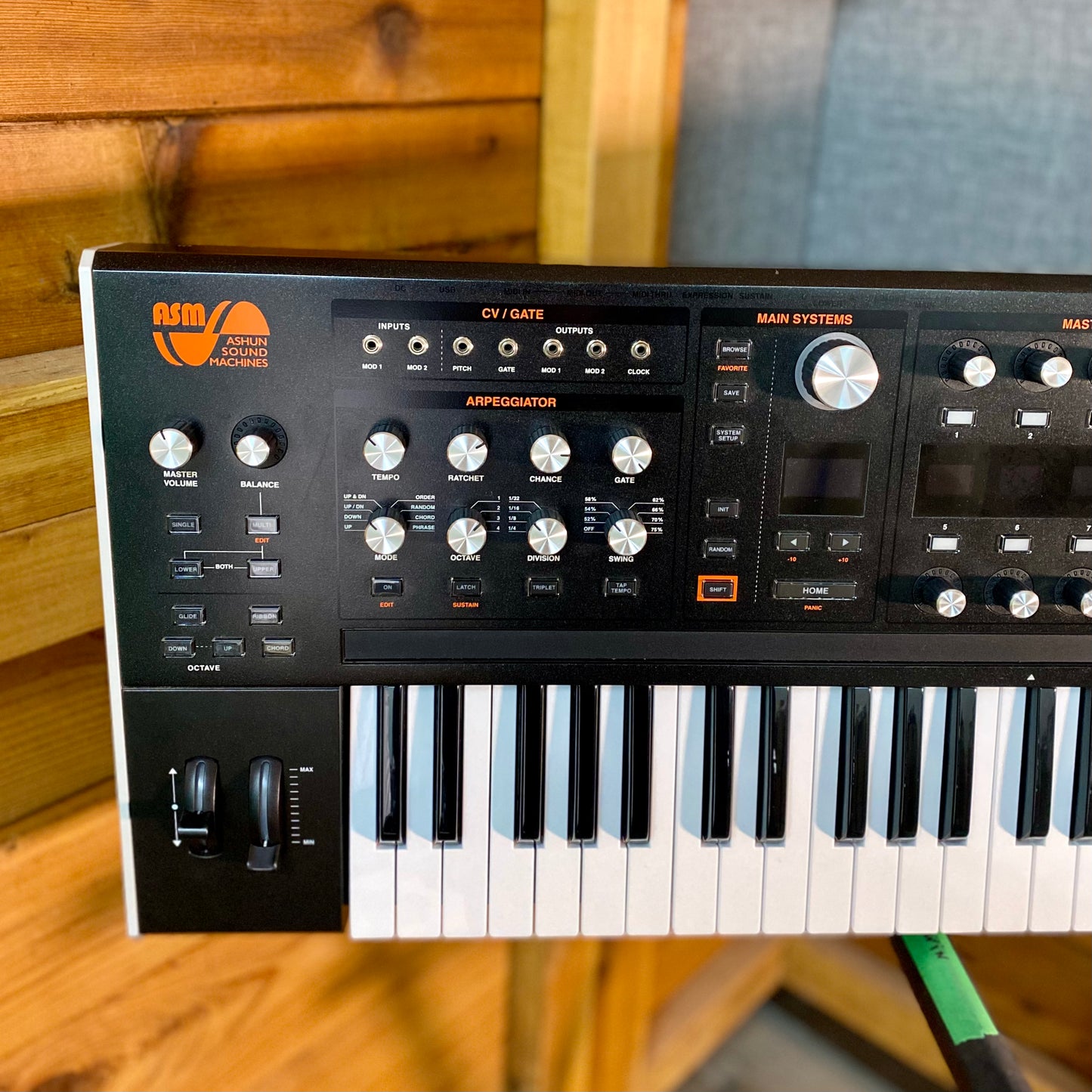 ASM Hydrasynth Deluxe 73-key 16-voice Polyphonic Wave Morphing Synthesizer STUDIO DEMO