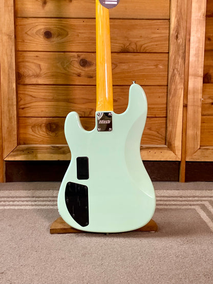 Markbass GV 4 Gloxy 4 String Electric Bass in Surf Green