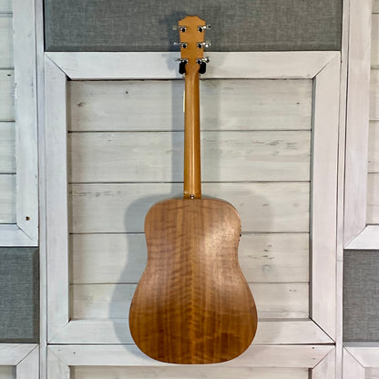 Taylor Big Baby (BBTe) Walnut Electric Acoustic Guitar With Gigbag USED