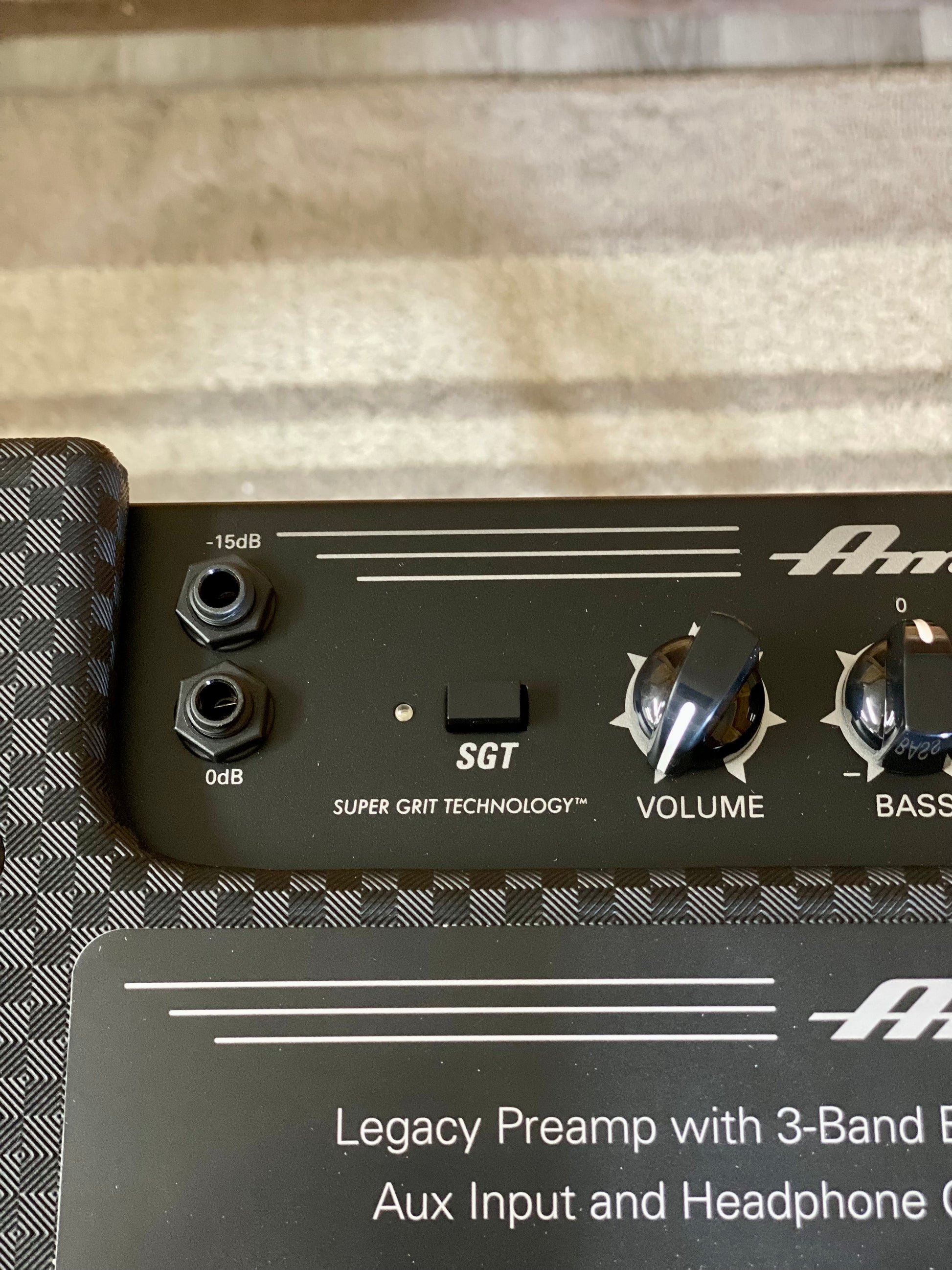 Ampeg Rocket Bass RB-108 30 Watt Combo Bass Amp